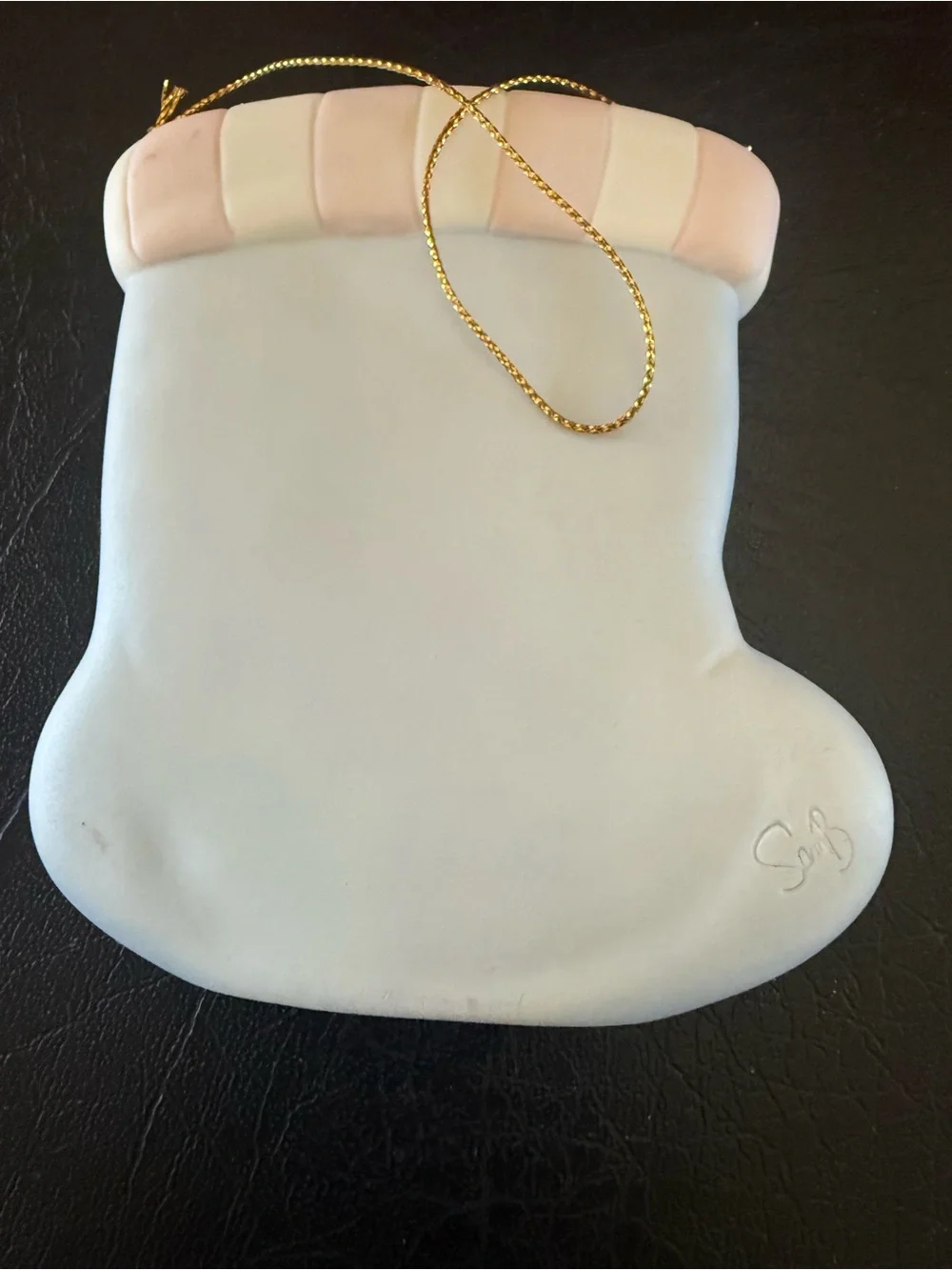 Lot of 2 VTG Precious Moments 2005 There’s No Place + Ornament, 2004 Simple Joys